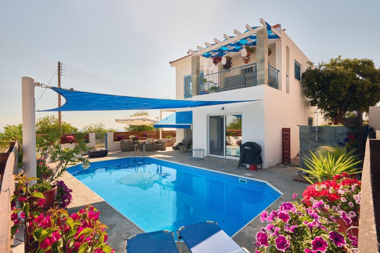 Villanelle Bed & Breakfast Welcomes Dog Lovers Only Tala Exterior foto